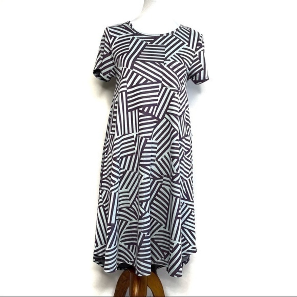 Lularoe geometric short sleeve hi low tent dress